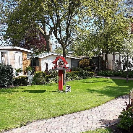 Bed And Breakfast Bij Hooisma 캠펜 외부 사진