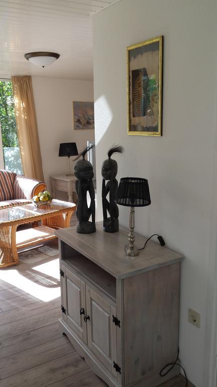 Bed And Breakfast Bij Hooisma 캠펜 객실 사진